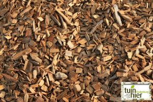 Houtsnippers - mulch - Efficiënt waterbeheer - Tuinhier Oudenburg